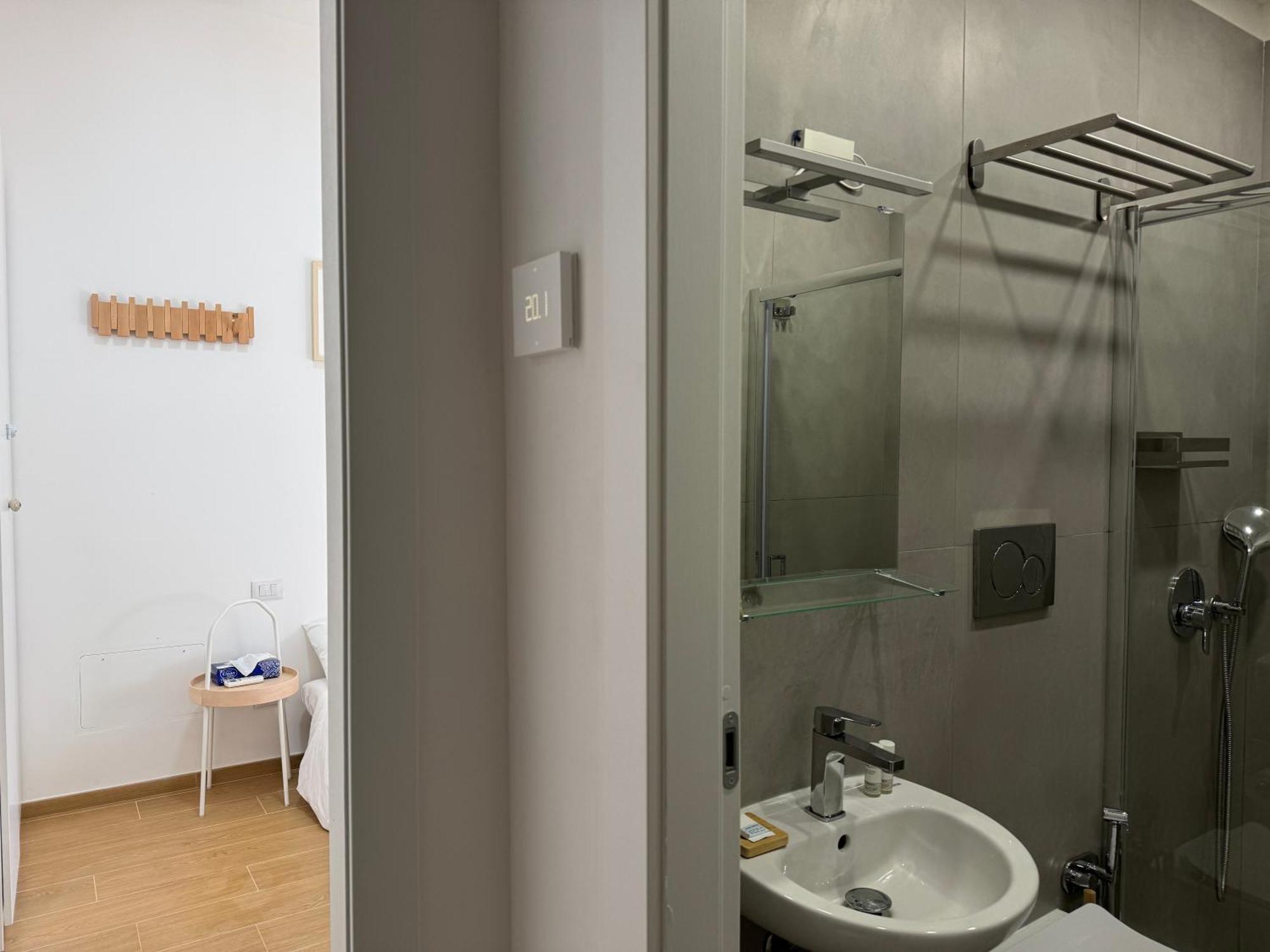 Flat 7 Rome Guesthouse エクステリア 写真